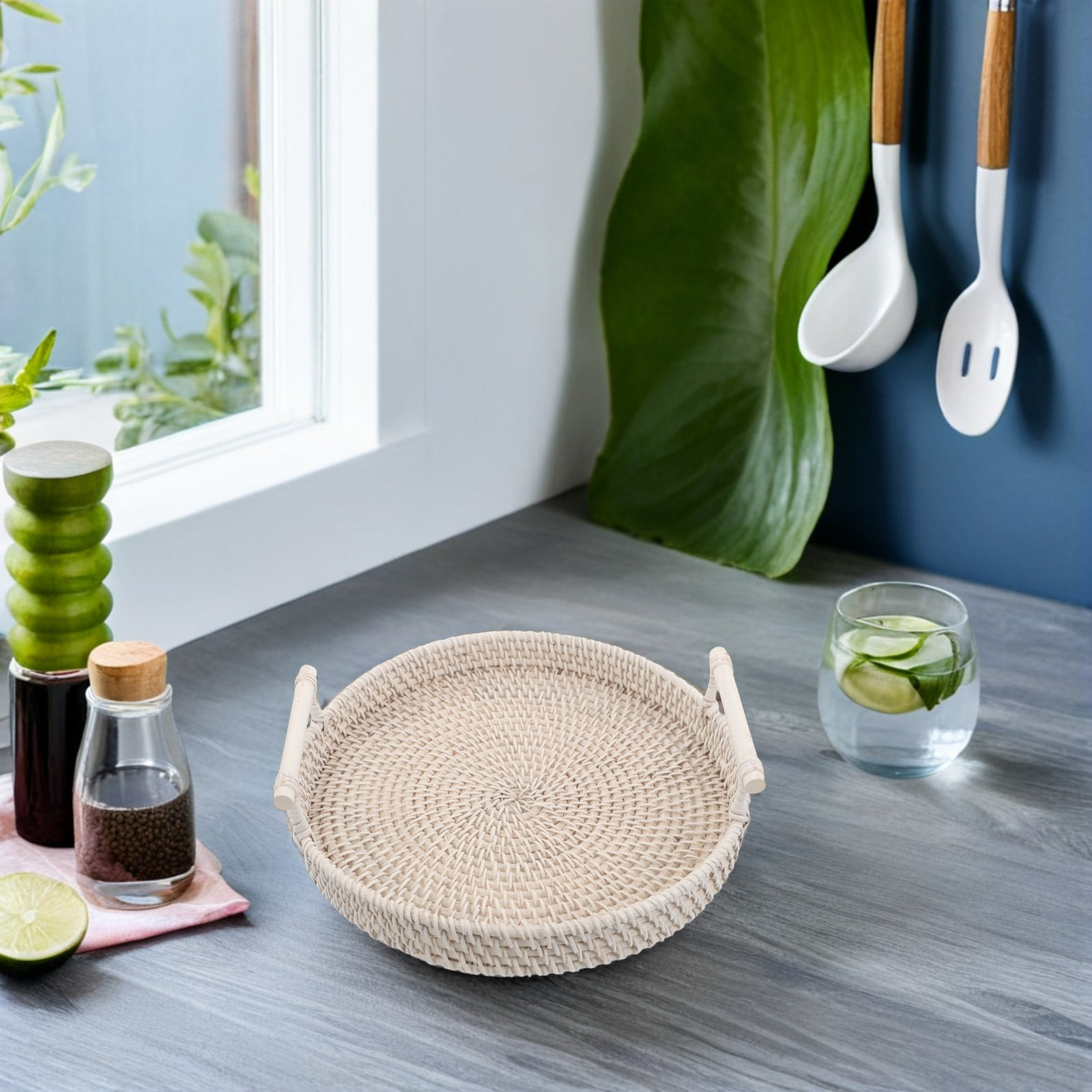 Plateau rond en rotin tressé a - Rattan Tray Handle avis et prix