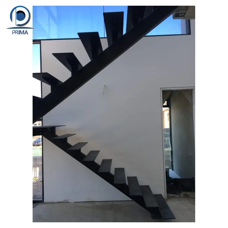 Escalier à une seule poutre su - Interior Designer avis et prix